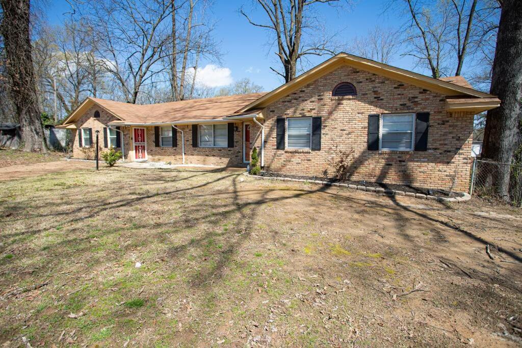 The Retreat At Graceland Villa Memphis Exterior photo